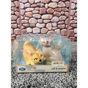 BW Boston Warehouse Frisky Business Cats Salt and Pepper Shaker Set